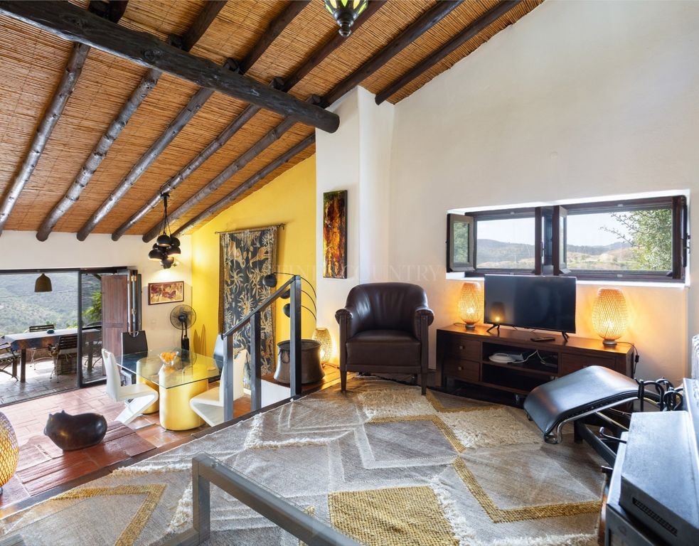 Property photo 2 of 30