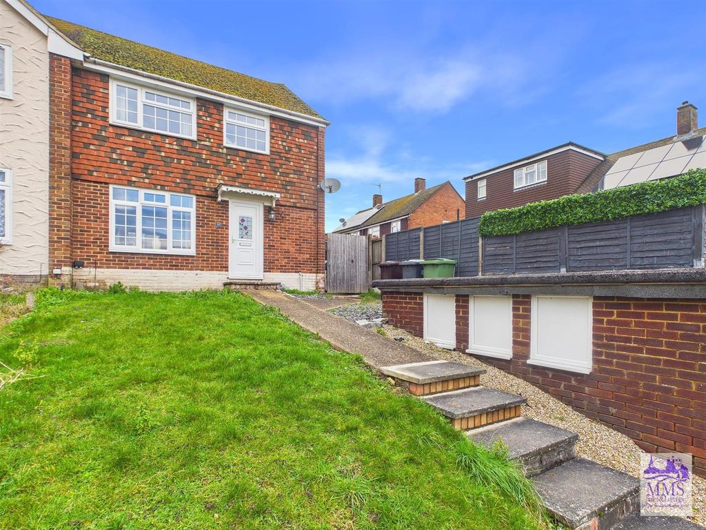 Property photo 1 of 13 Cam04098G0-Pr0162-Still026.Jpg