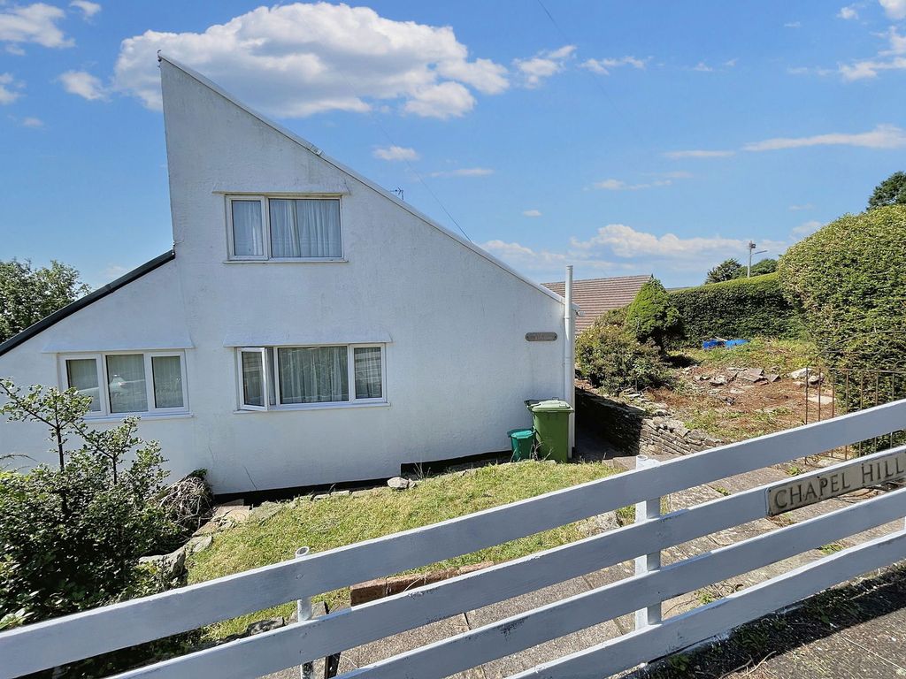 Property photo 3 of 36