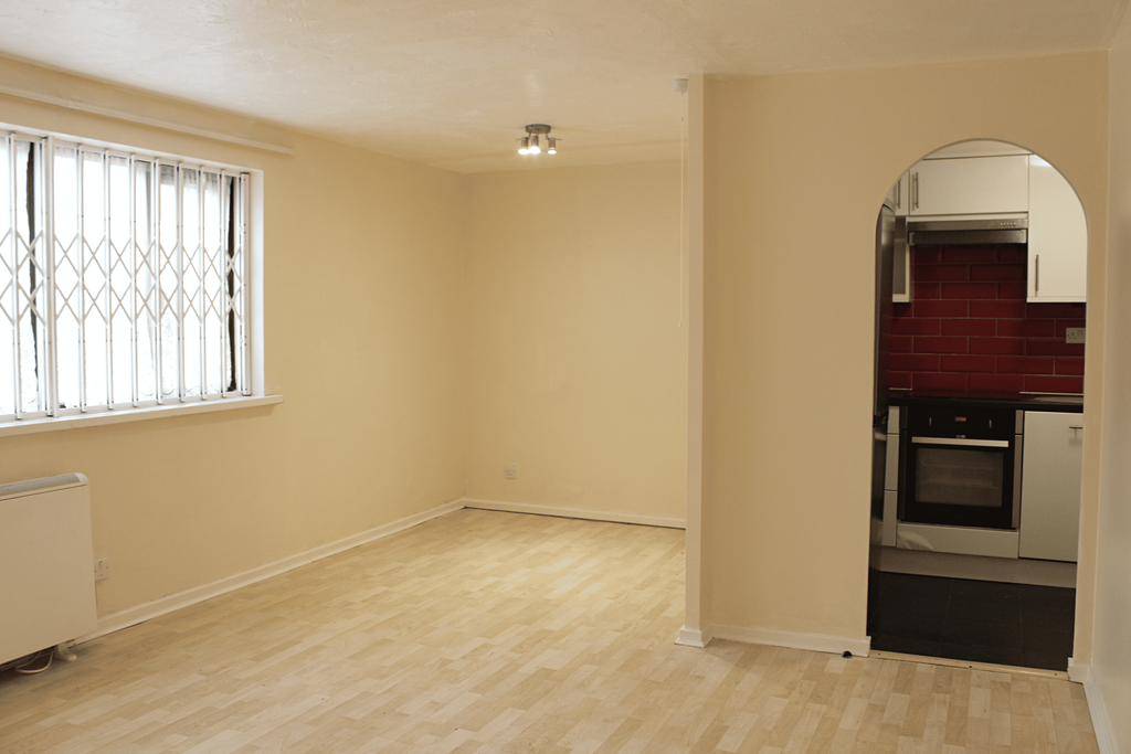 Property photo 2 of 6