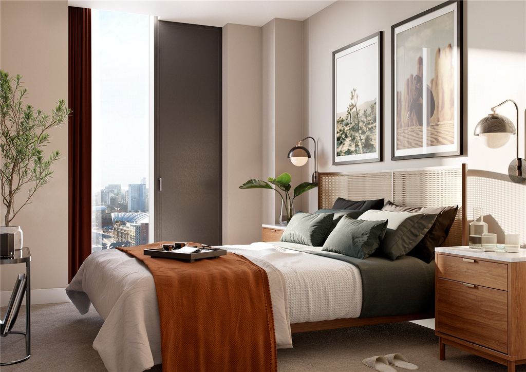 Property photo 3 of 10 Bromley Street