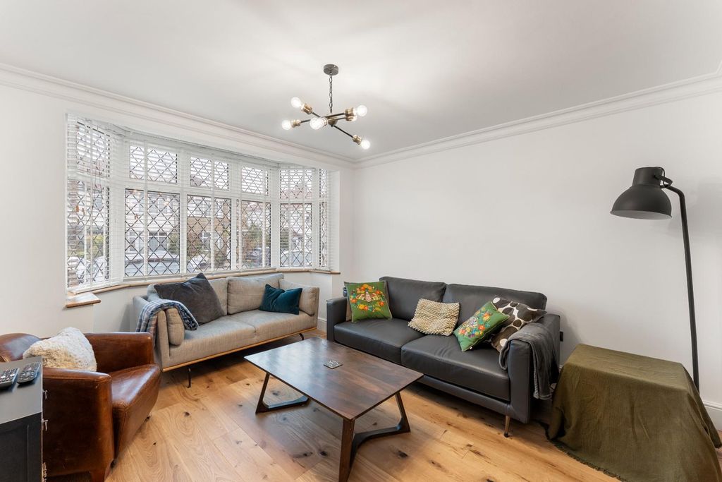 Property photo 2 of 24 Dsc00893.Jpg