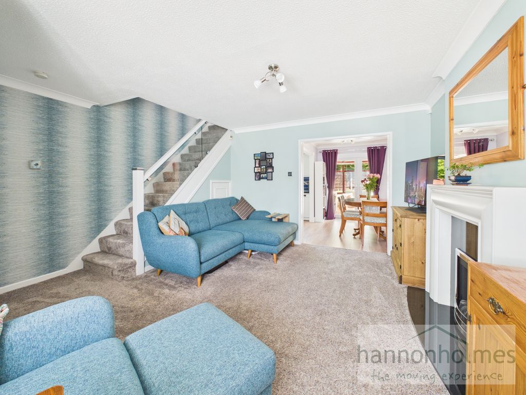 Property photo 3 of 33 Cam05283G0-Pr0190-Still009
