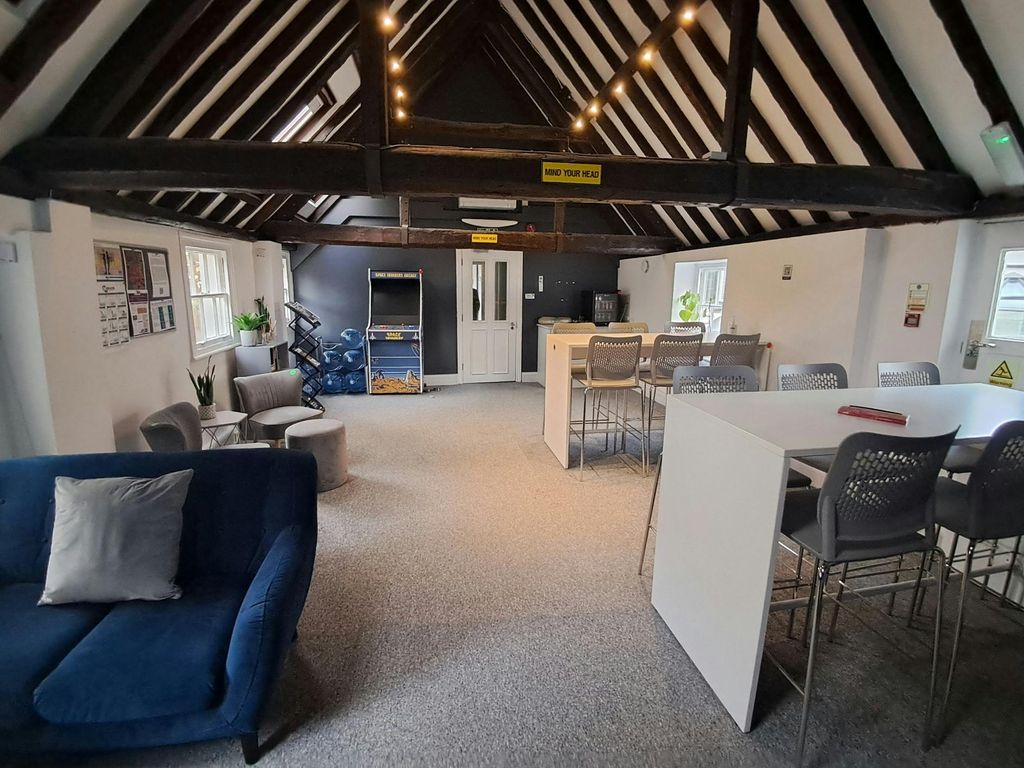 Property photo 2 of 5 20251106_143759.Jpg