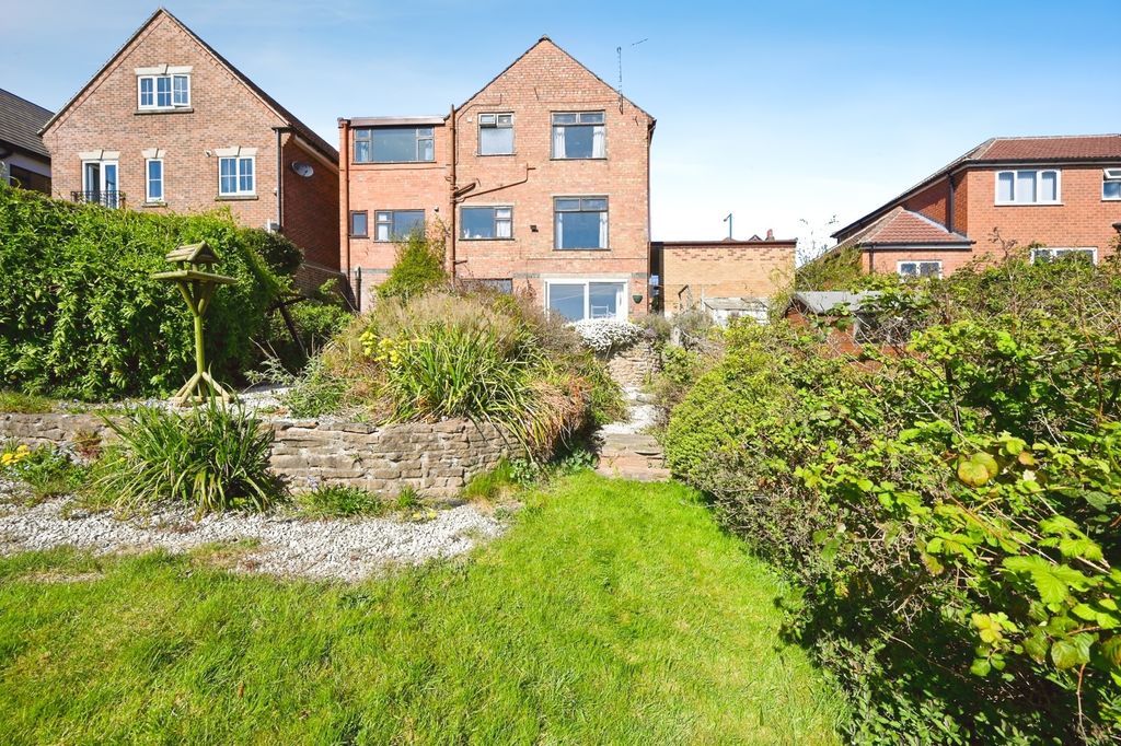 Property photo 2 of 17 Photo