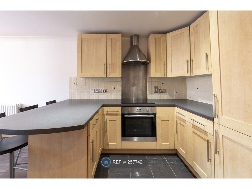 Property photo 3 of 7 Lounge/Kitchen