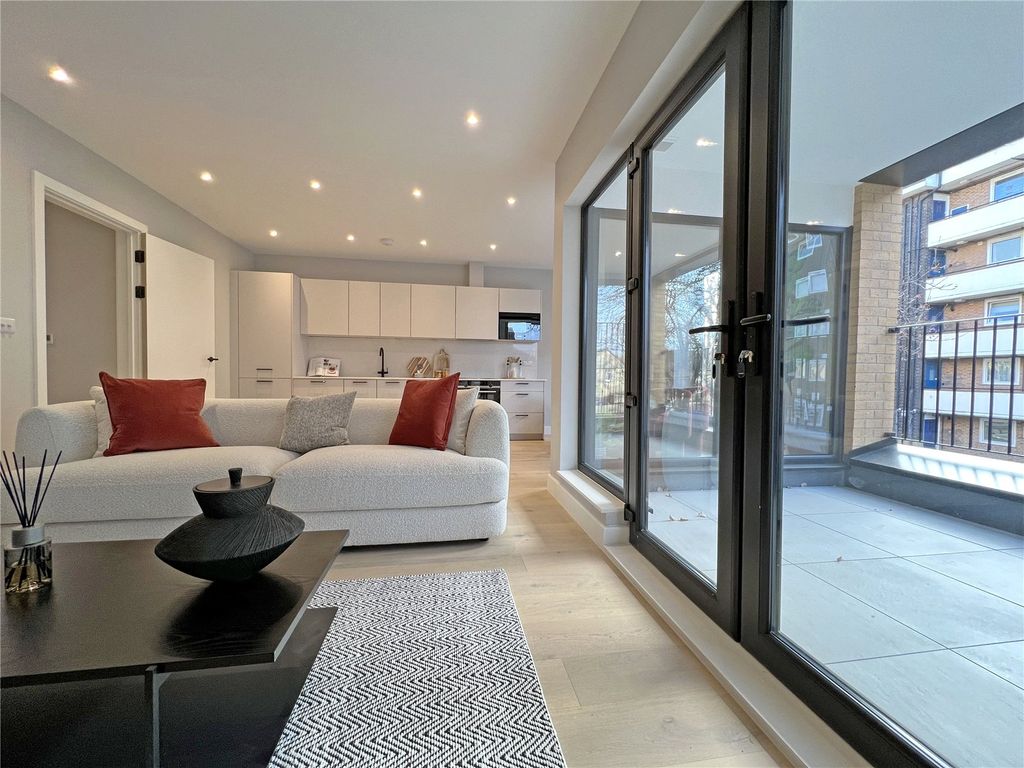 Property photo 2 of 16 Picture No. 07