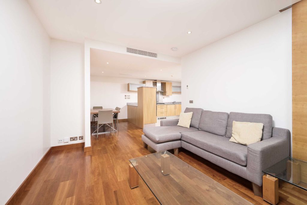 Property photo 3 of 19 Photo