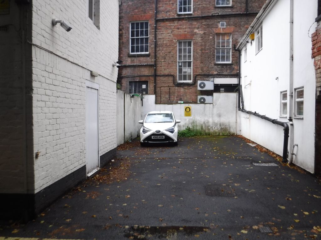 Property photo 3 of 7