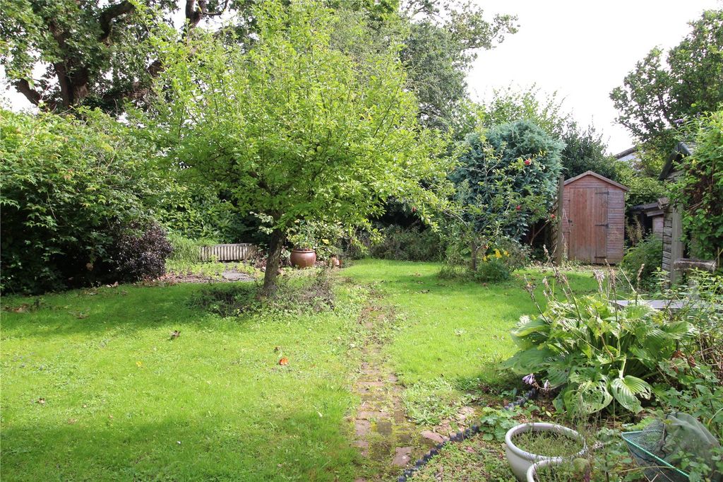 Property photo 2 of 18 Picture No. 14