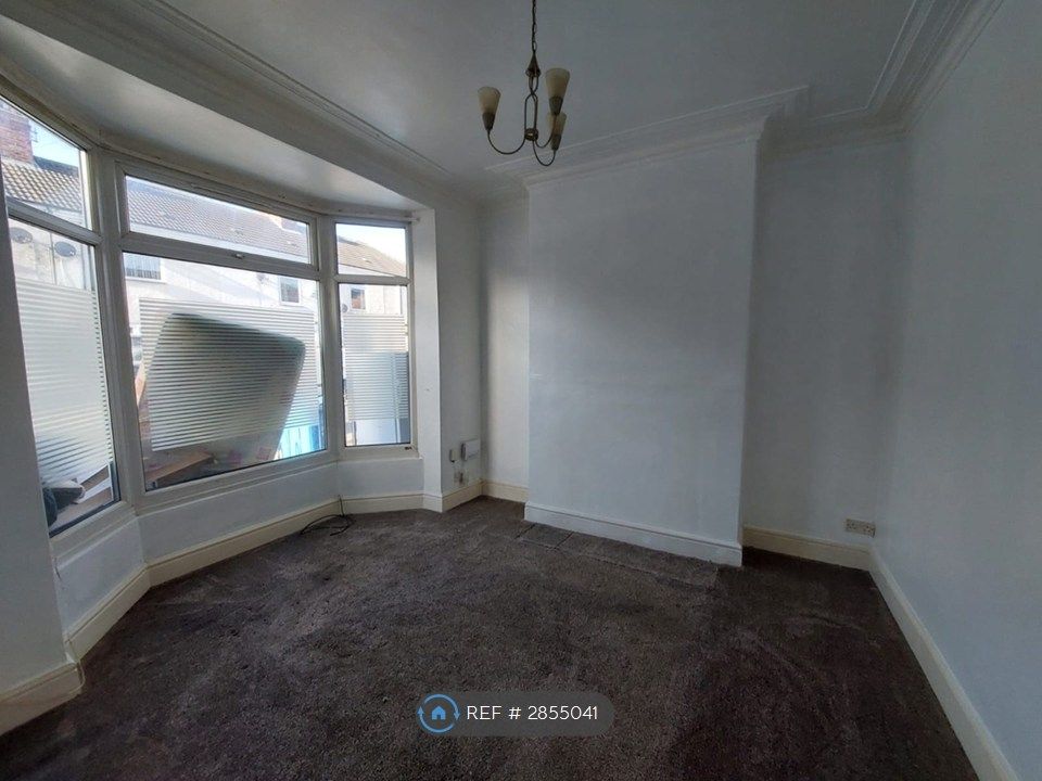 Property photo 3 of 14