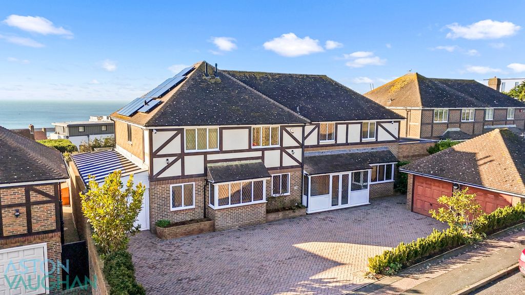 Property photo 1 of 60 4706961