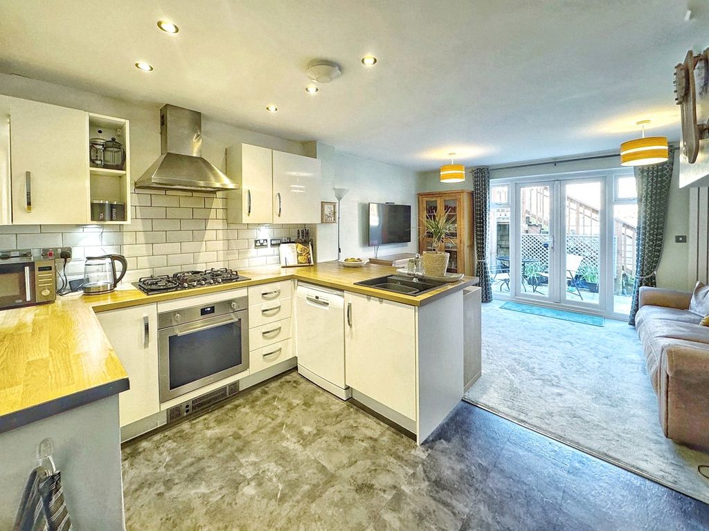 Property photo 1 of 17 Open Plan Living