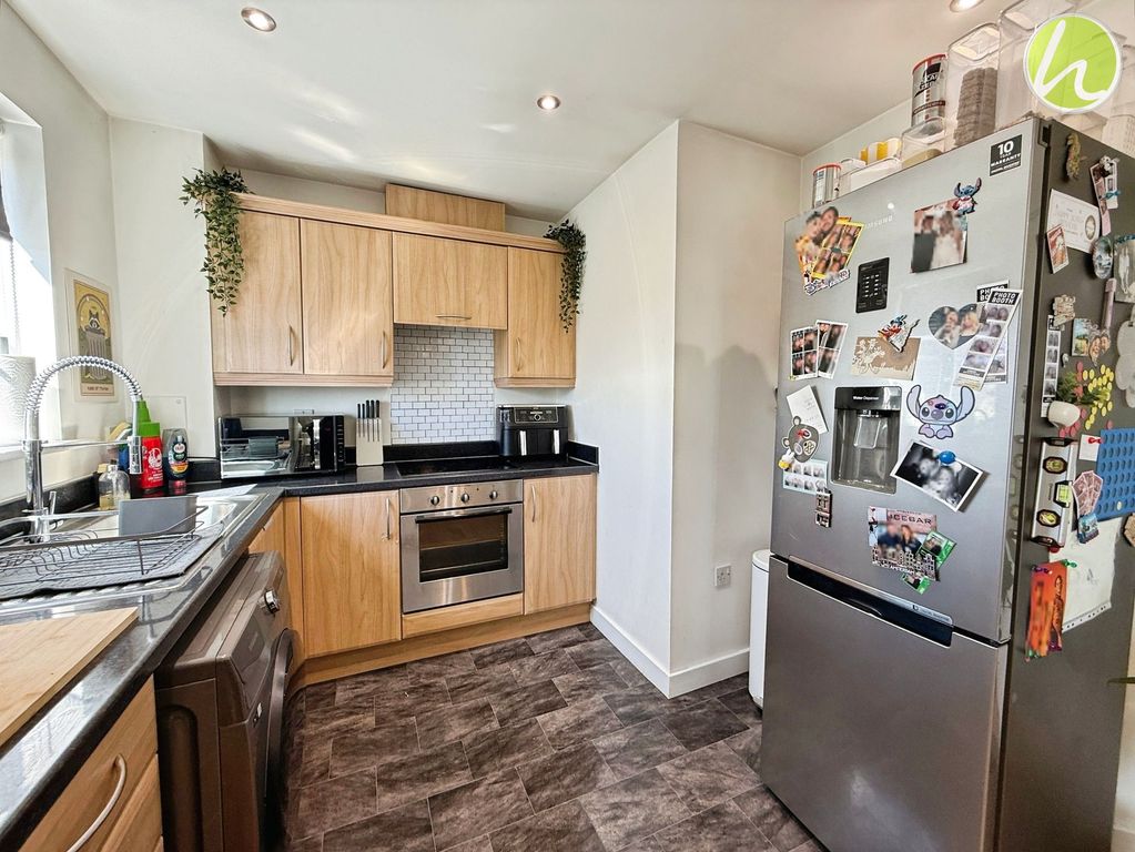 Property photo 3 of 22