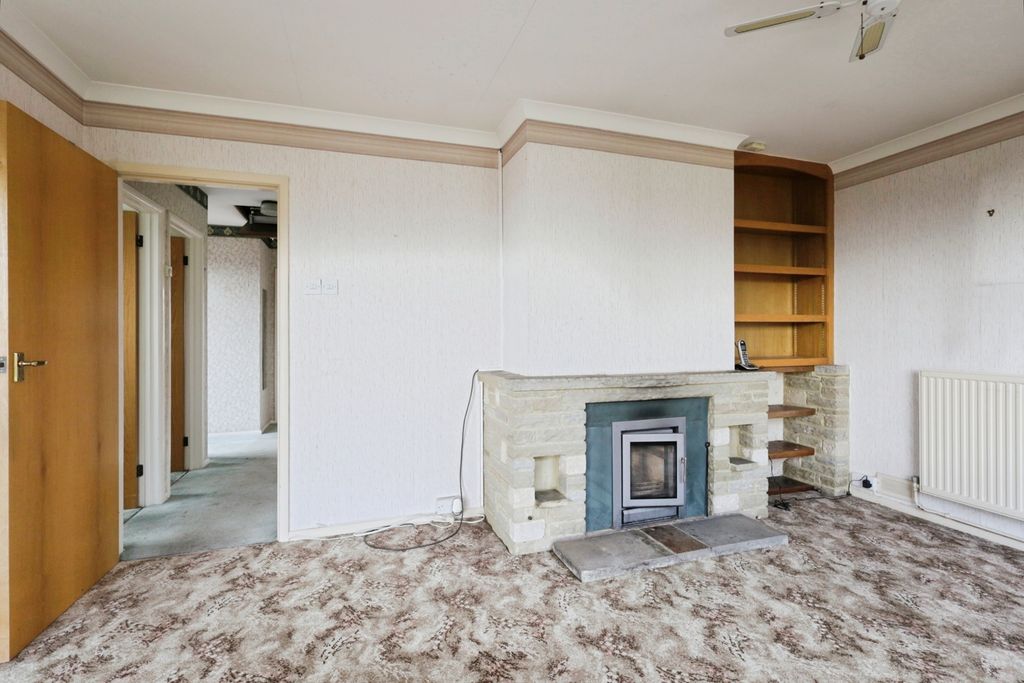 Property photo 2 of 14 Pbox-Img.Jpg