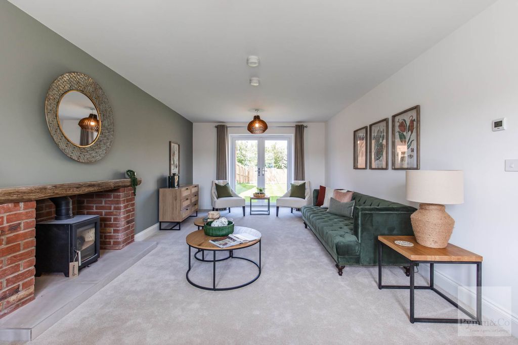 Property photo 2 of 20