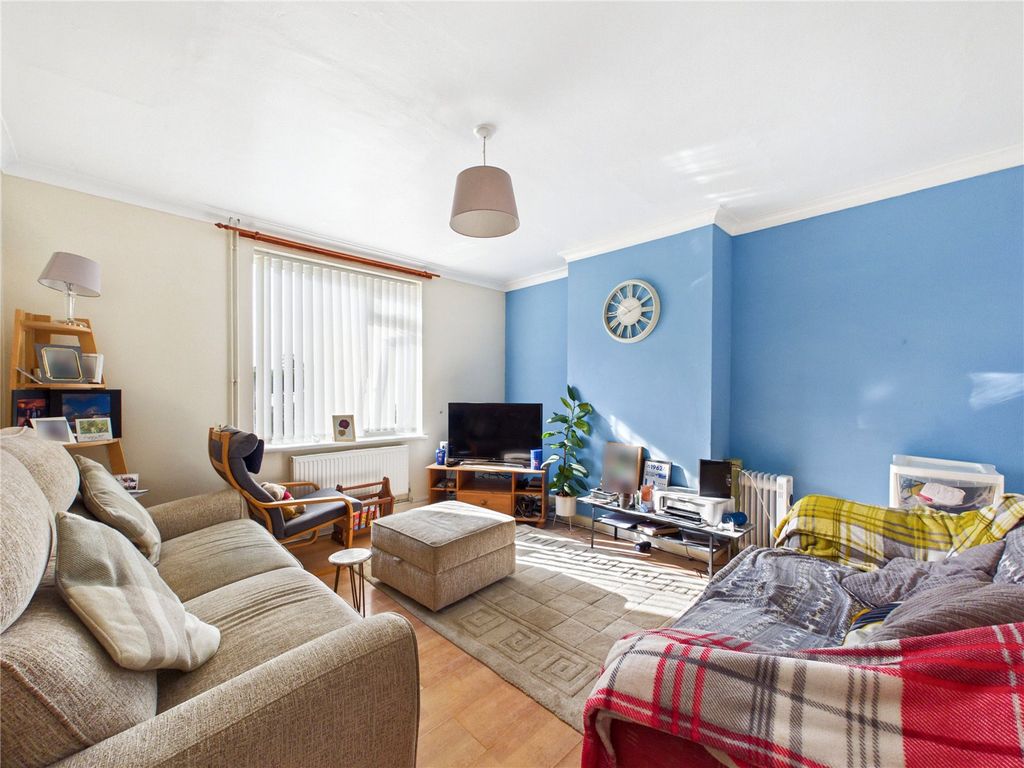 Property photo 3 of 7 Picture No. 04