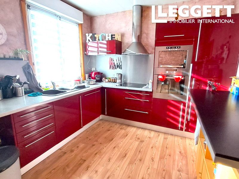 Property photo 3 of 10