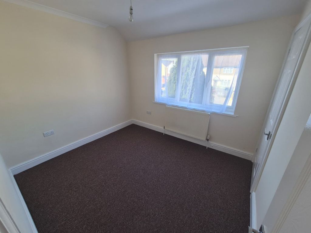 Property photo 2 of 12 Photo 2