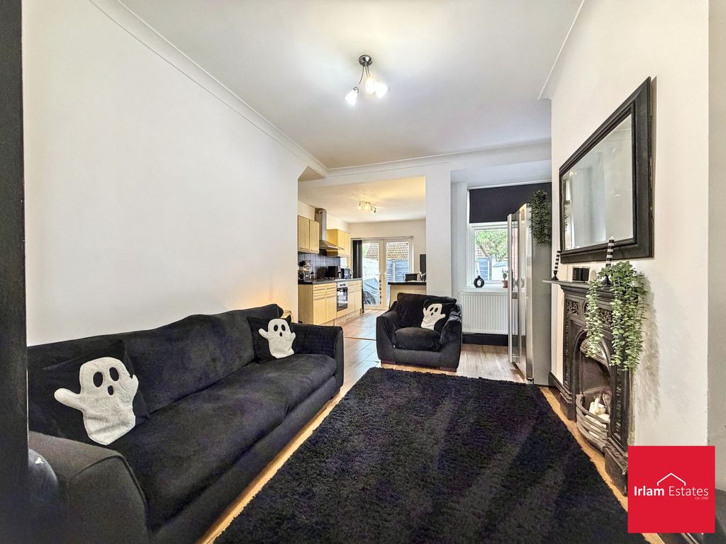 Property photo 2 of 18