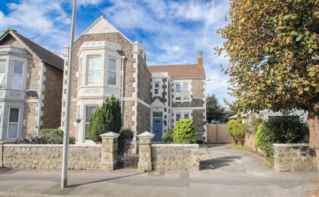 Property photo 1 of 25