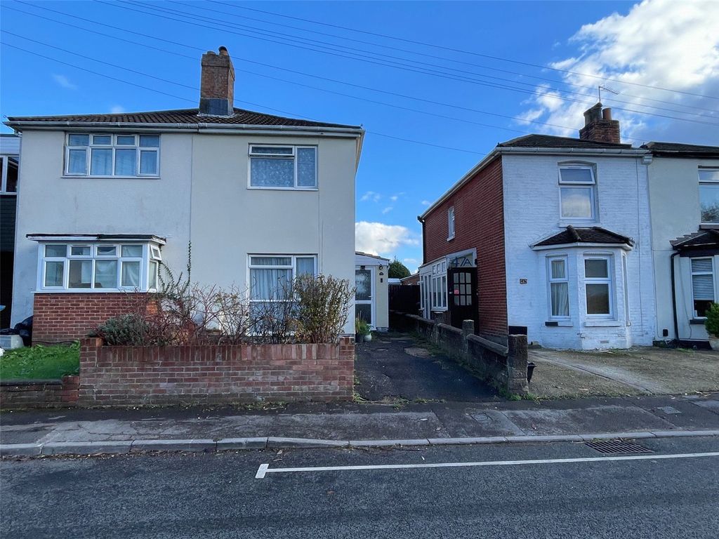 Property photo 1 of 14 Picture No. 21