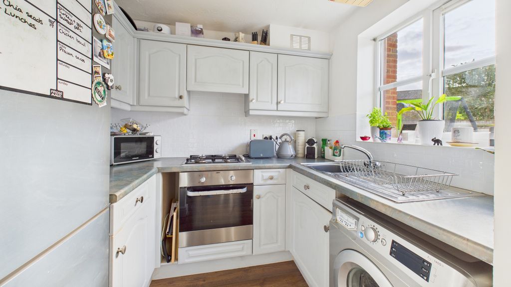 Property photo 2 of 18 Cam04968G0-Pr0075-Still017