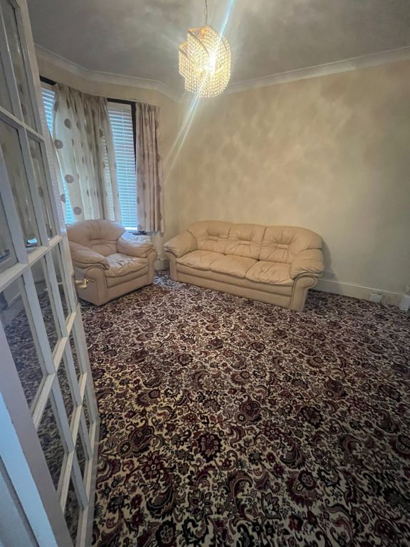 Property photo 2 of 21 Gallery