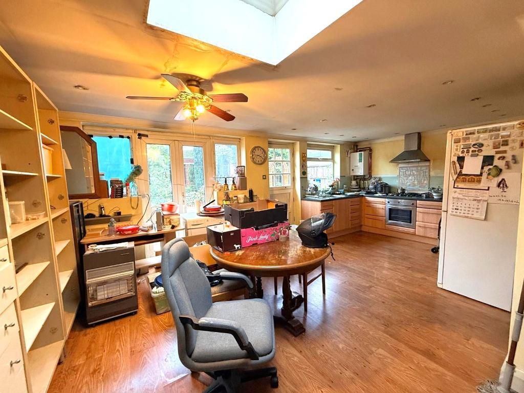 Property photo 2 of 14 Photo 2