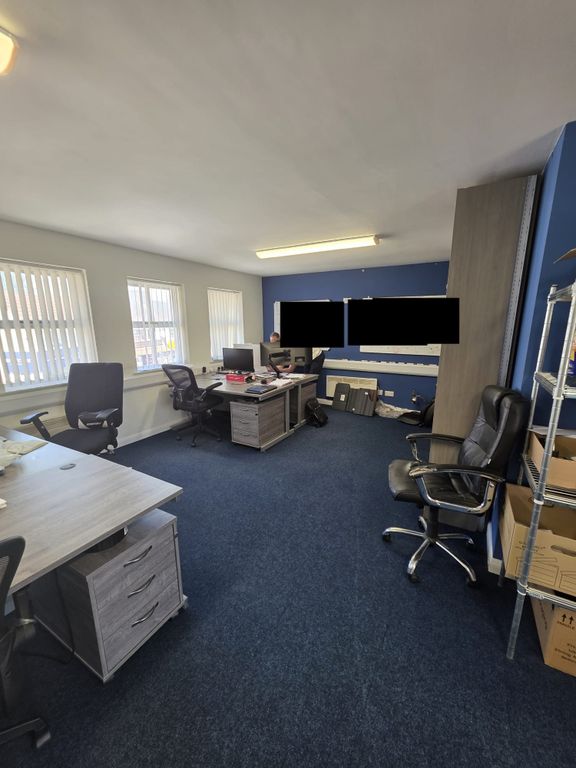 Property photo 3 of 5