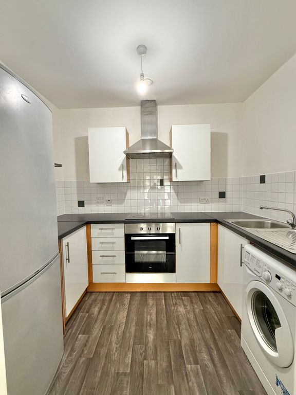 Property photo 3 of 10 Img_7306