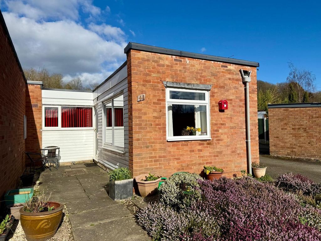 Property photo 1 of 9