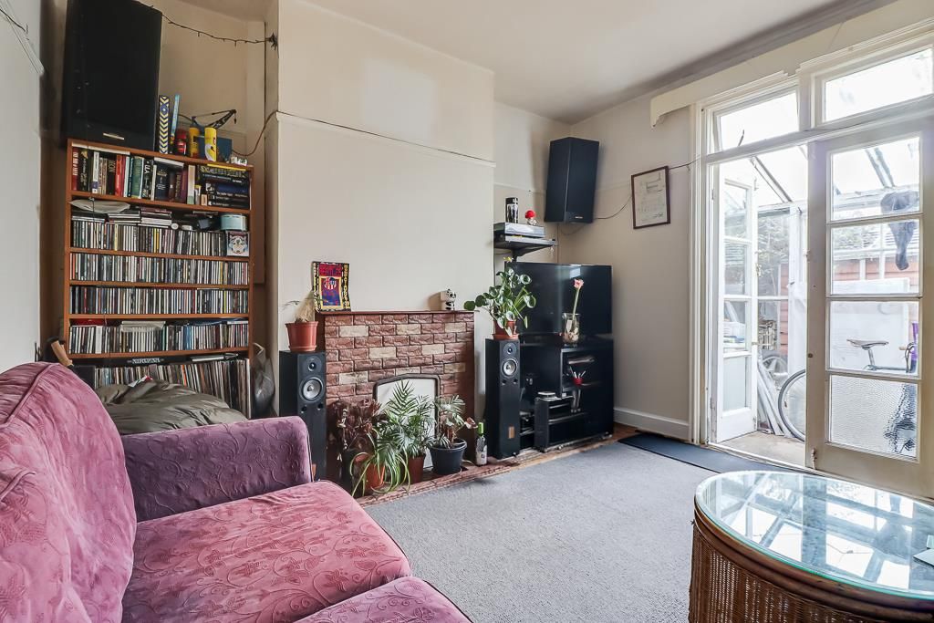 Property photo 2 of 14 Dining Room