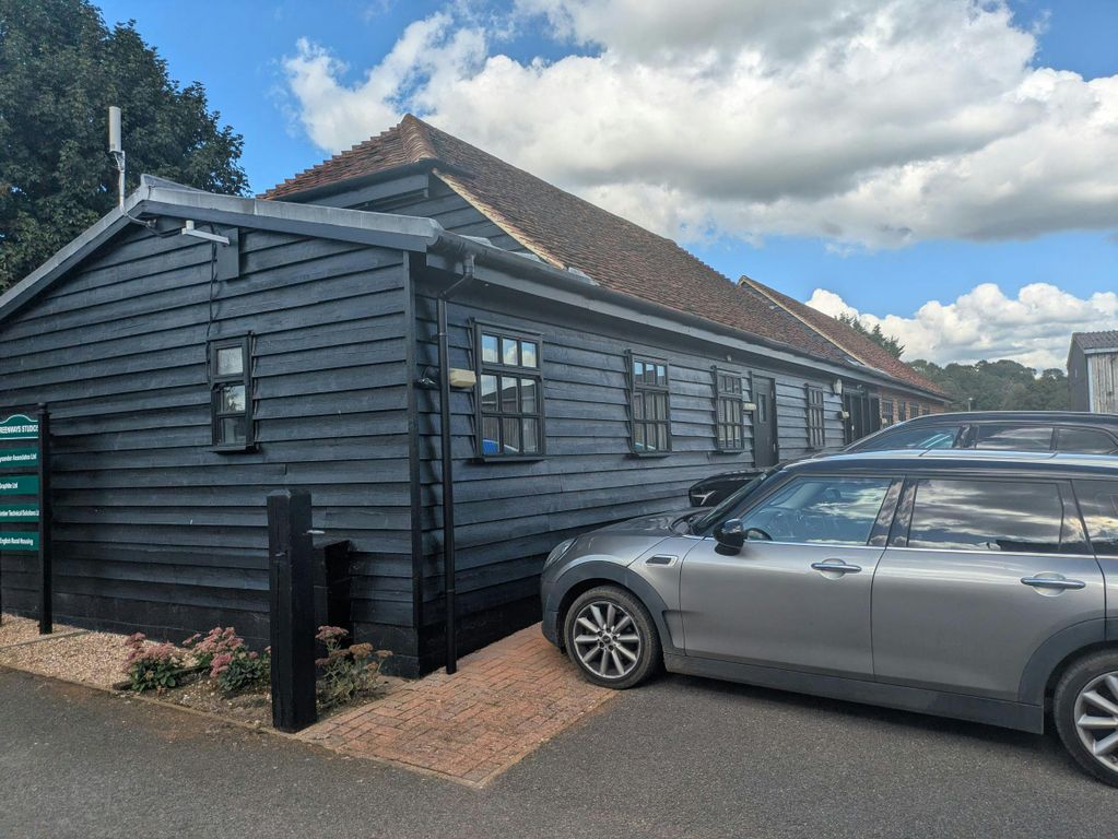 Property photo 2 of 4 Pxl_20250922_125817508.Jpg