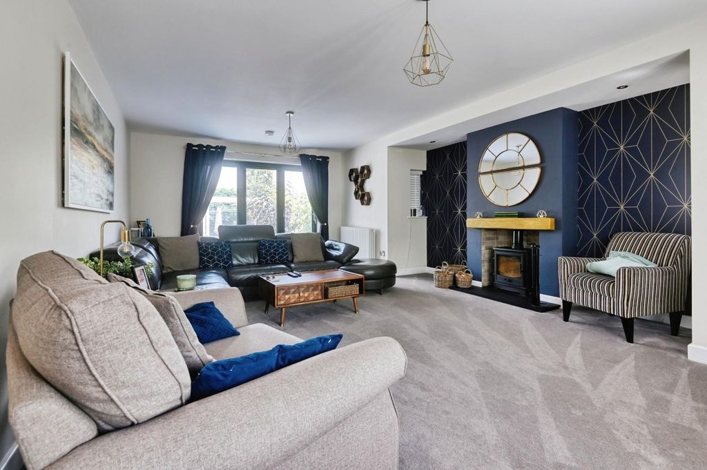Property photo 3 of 17 156Lic2.Jpg