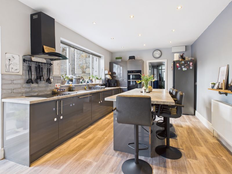 Property photo 3 of 13 Kitchen/Breakfast Room