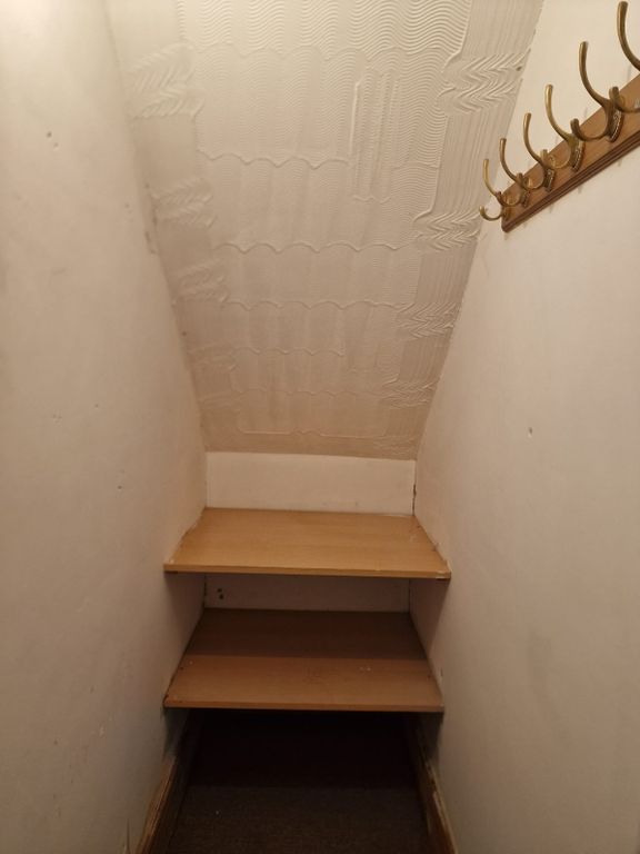 Property photo 3 of 11 Gallery