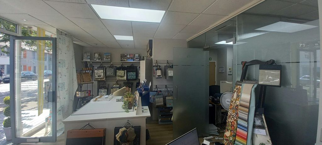 Property photo 2 of 3 46 Sheen Lane2.Jpg