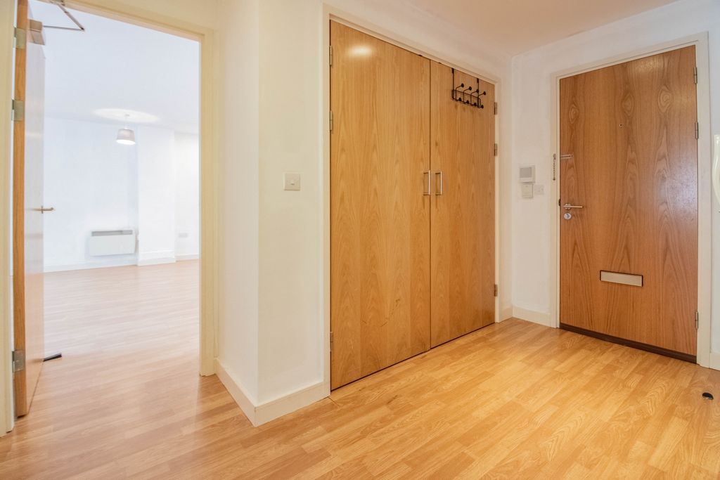 Property photo 1 of 22 E