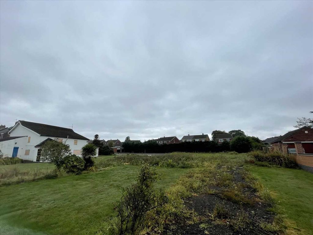 Property photo 1 of 5 Main Picture