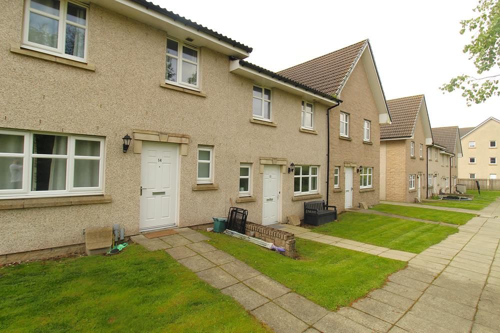 Property photo 3 of 9 External