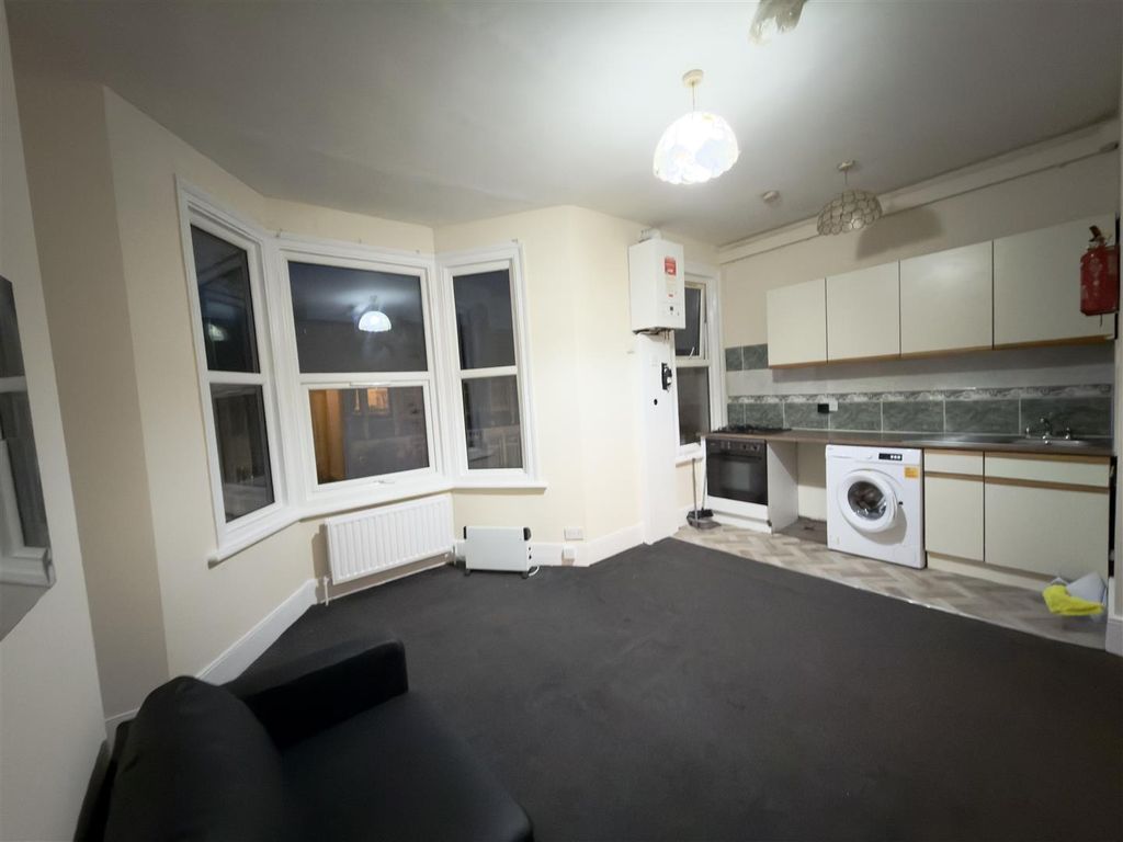 Property photo 2 of 8 Img_0435.Jpeg