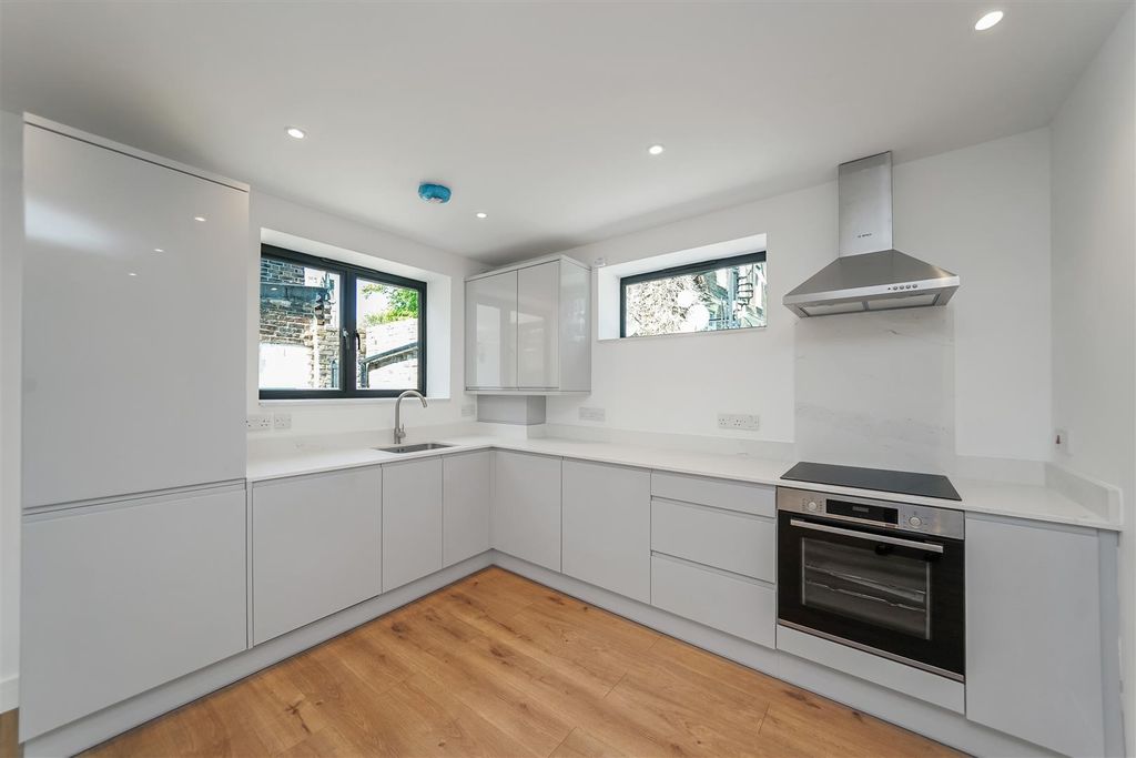 Property photo 3 of 13 Dsc02438.Jpg