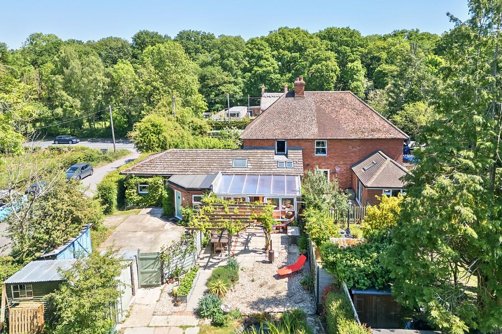 Property photo 1 of 19