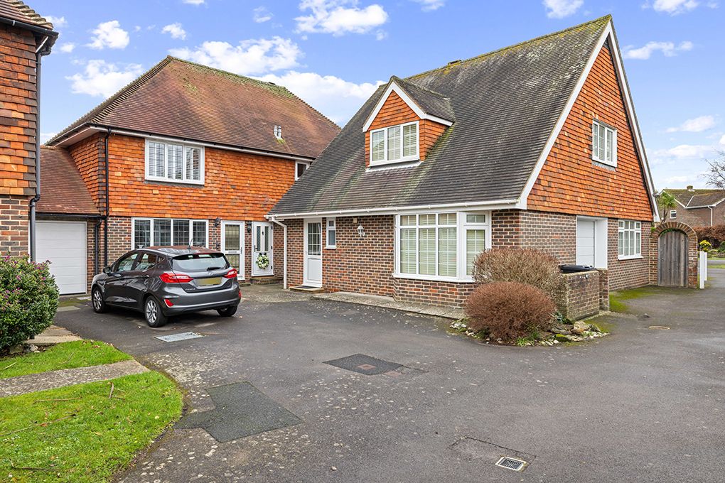 Property photo 3 of 13