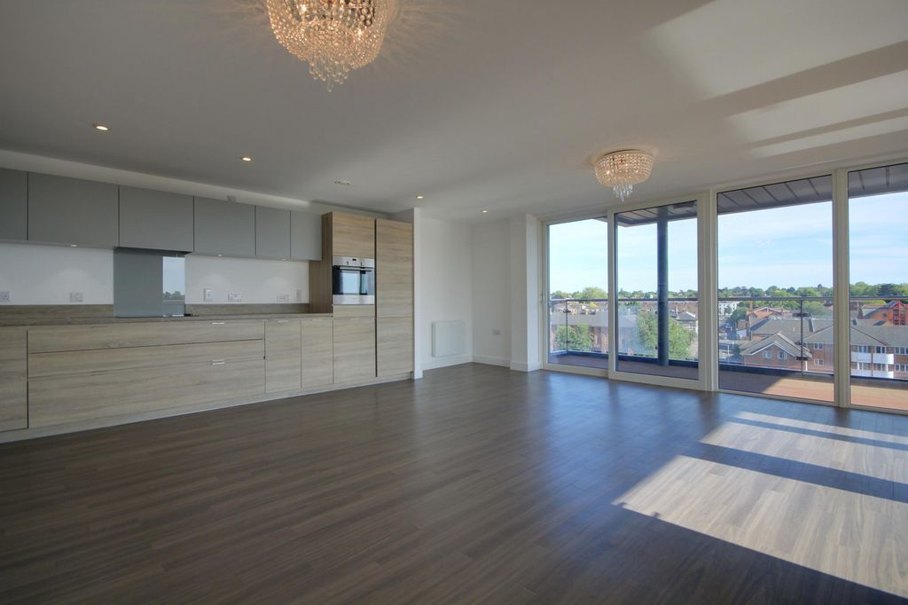 Property photo 3 of 10 Kitchen/Living Room