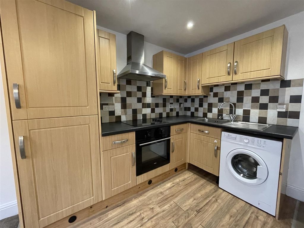 Property photo 3 of 10 Img_0395.Jpg