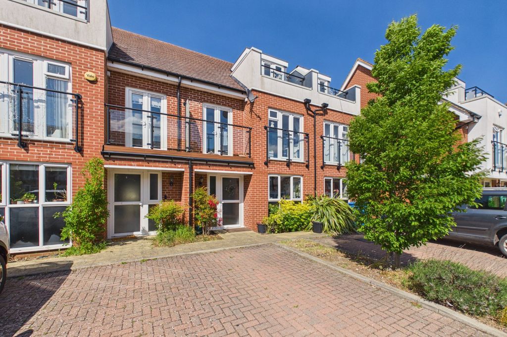 Property photo 1 of 15 Picture No. 24