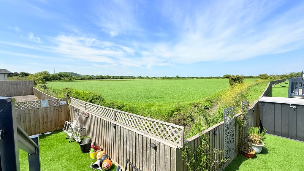 Property photo 3 of 23 Img_E3692