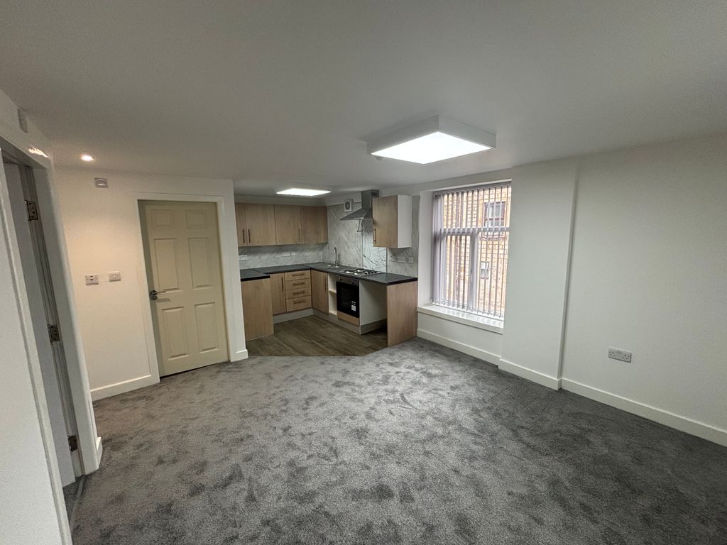Property photo 1 of 3
